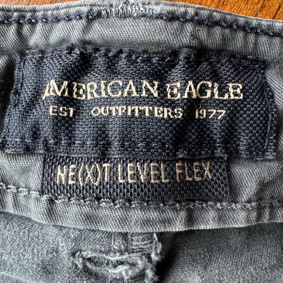 American Eagle Men’s Flat Front Shorts - Picture 4 of 5